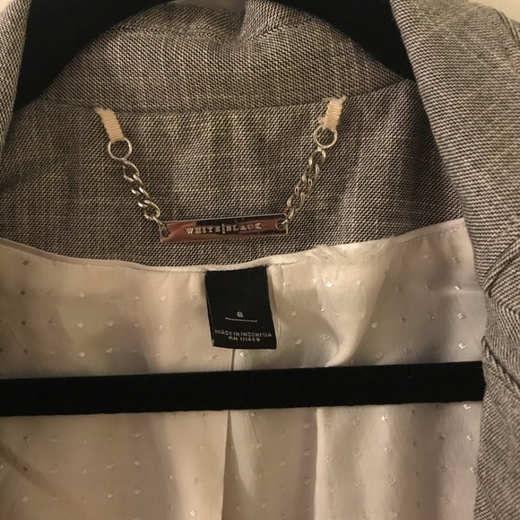 White House Black Market Blazer - Picture 4 of 4